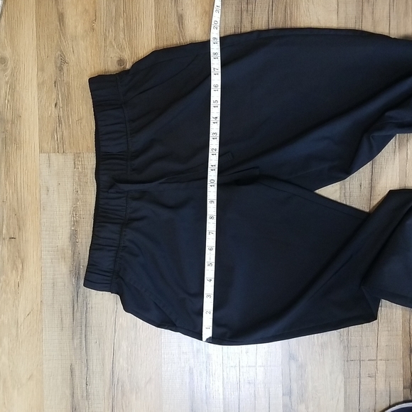 GAIAM BLACK WORKOUT PANTS WITH DRAWSTRING WAIST AND RUCHED HEM - Picture 8 of 14